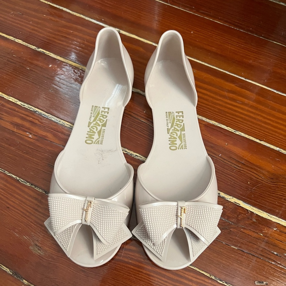 Ferragamo Rubber Flats